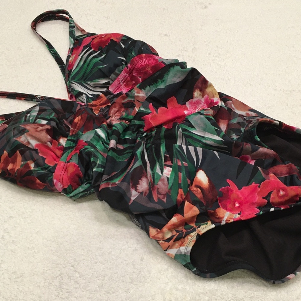 Size 4 / 6 tropical floral one piece Aqua Green